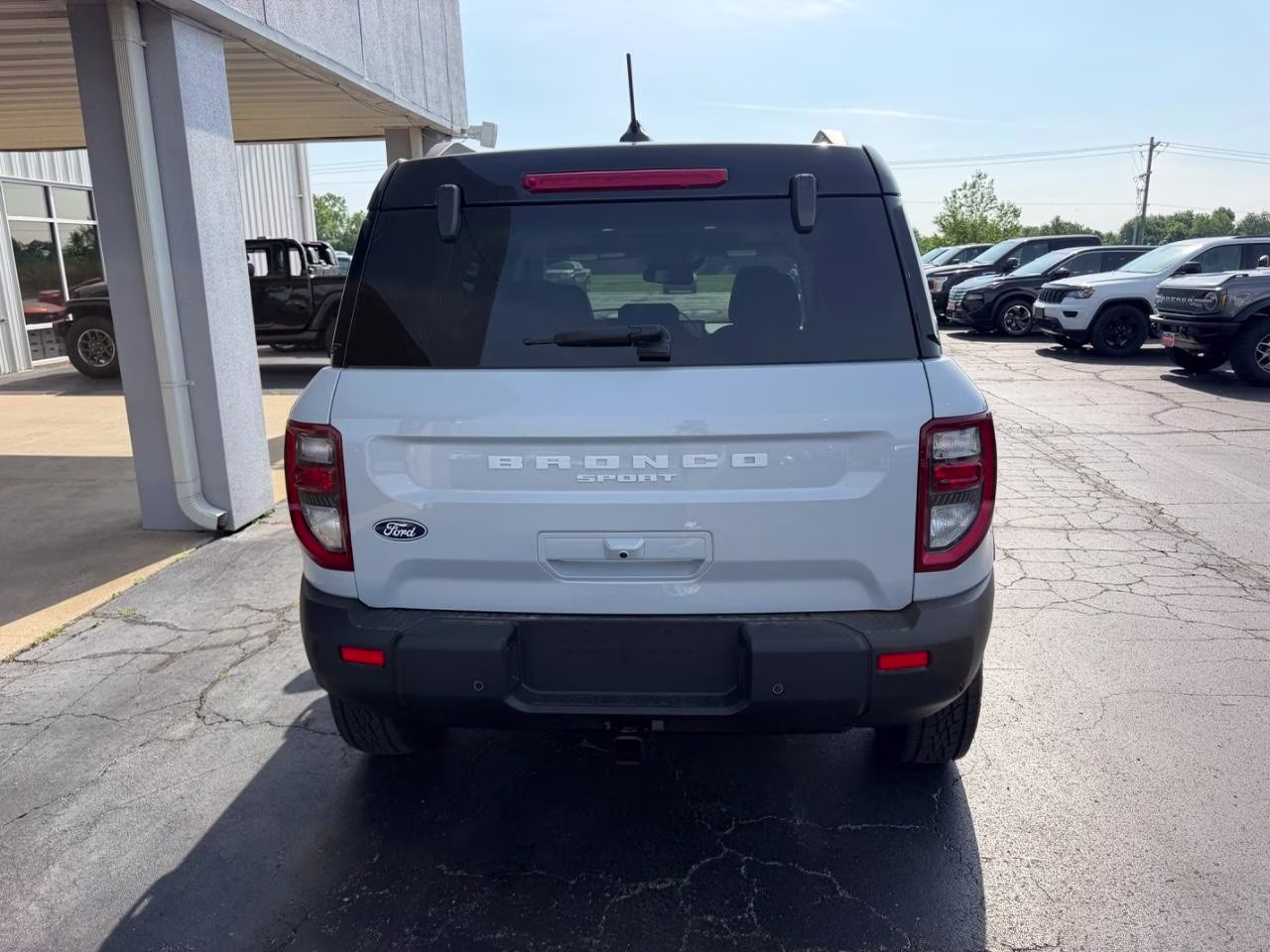 2026 Space White Metallic Ford Bronco Sport Badlands 4X4 SUV
