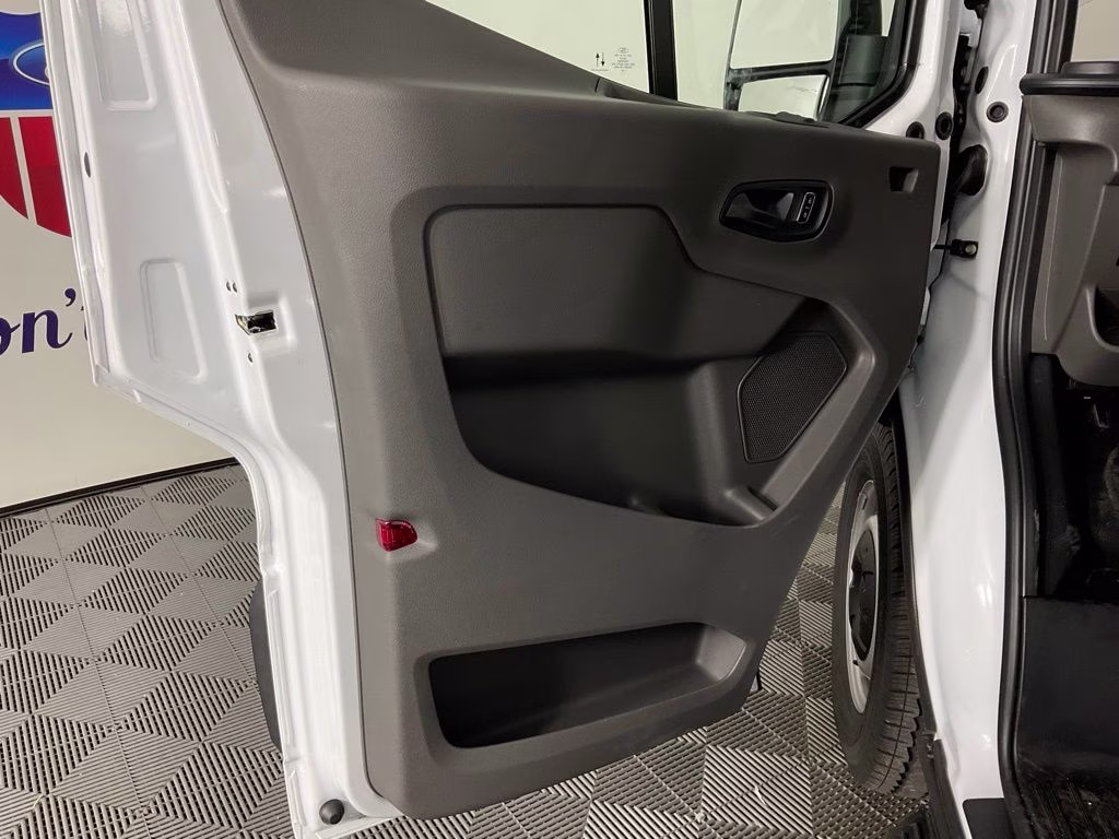 2026 Oxford White Ford Transit-350 XL RWD Crossover