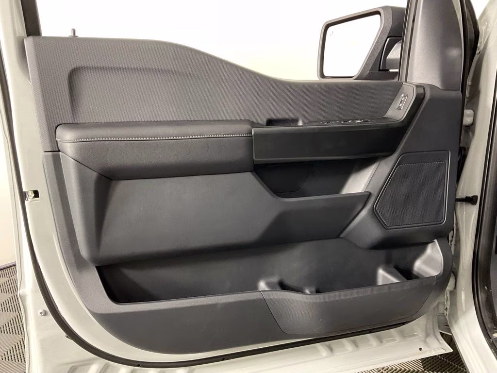 2026 Avalanche Ford F-150 STX 4X4 Truck