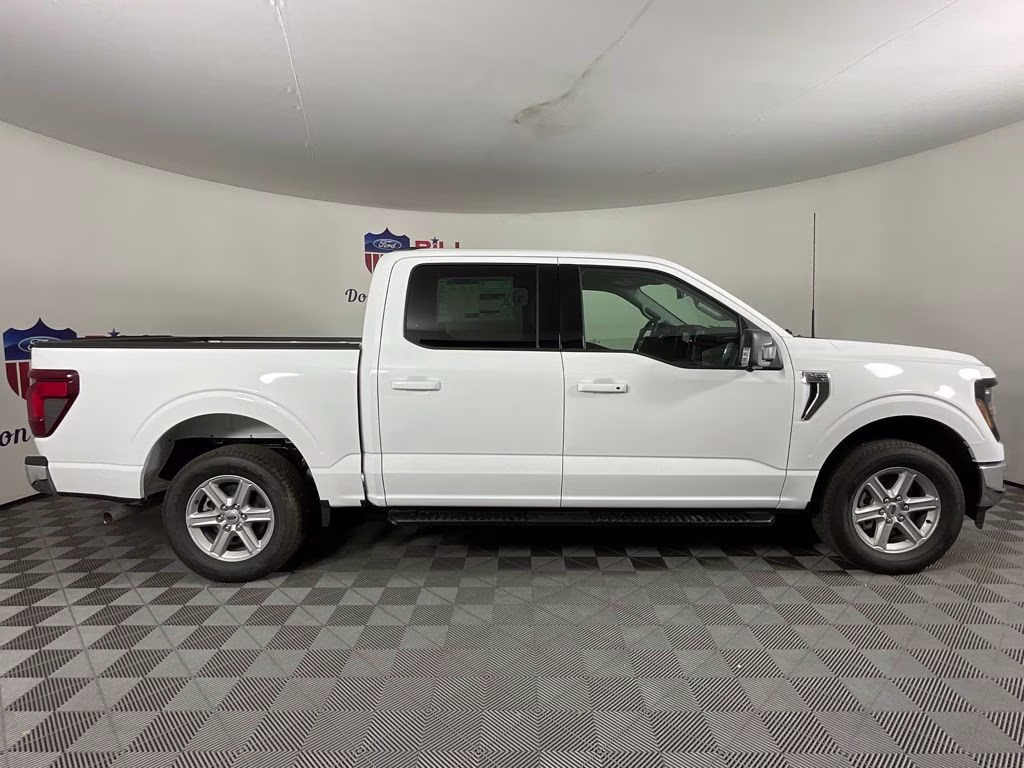 2026 Oxford White Ford F-150 XLT RWD Truck