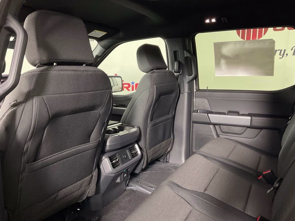 2026 Avalanche Ford F-150 XLT 4X4 Truck
