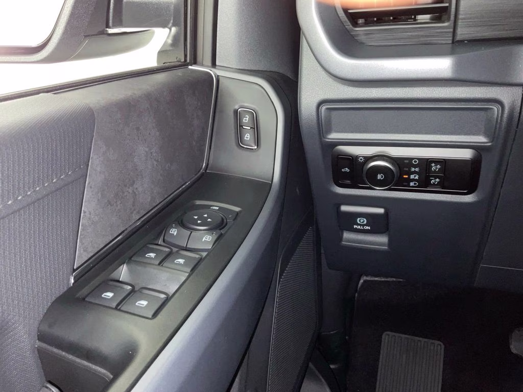 2026 Avalanche Ford F-150 XLT 4X4 Truck