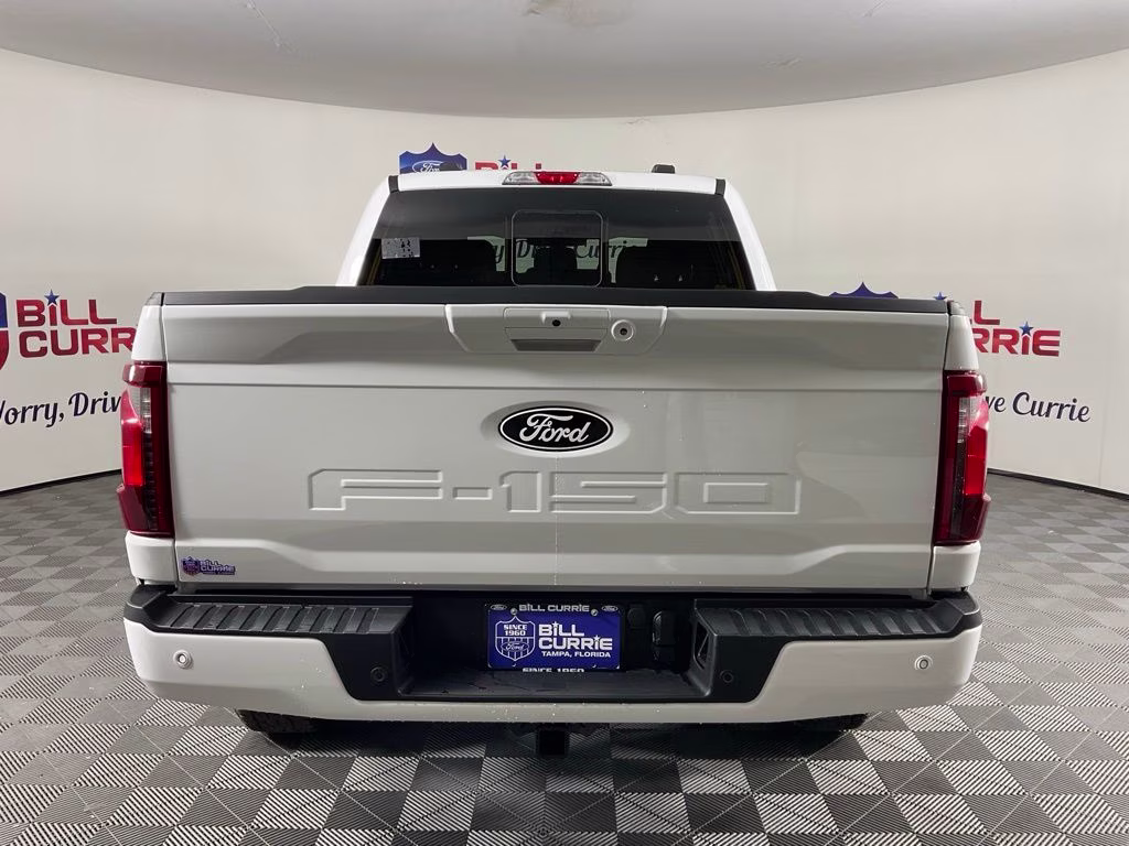 2026 Oxford White Ford F-150 XLT 4X4 Truck