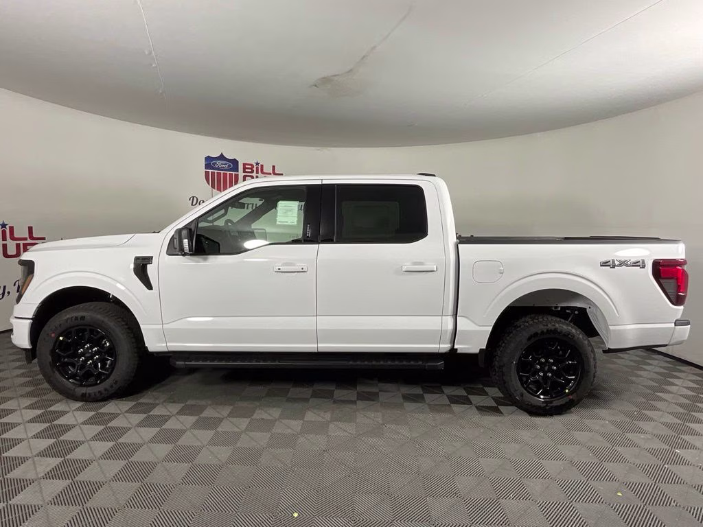 2026 Oxford White Ford F-150 XLT 4X4 Truck