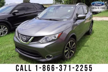 2018 Gun Metallic Nissan Rogue Sport SL FWD SUV