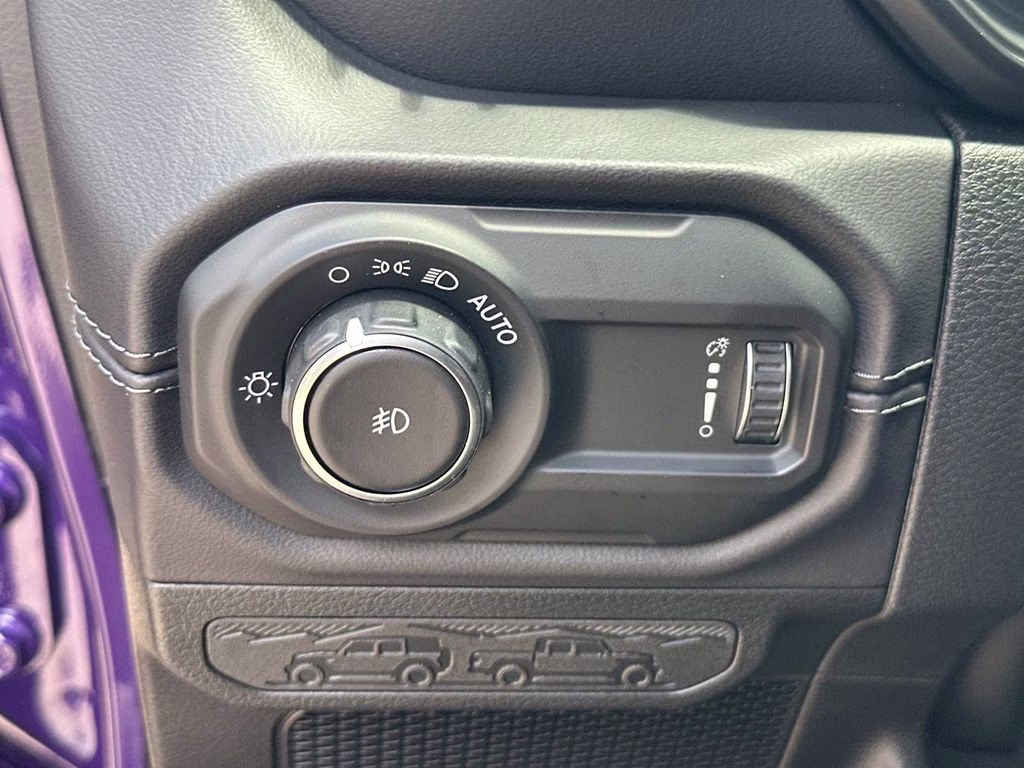 2026 Reign Jeep Wrangler Sahara 4X4 SUV
