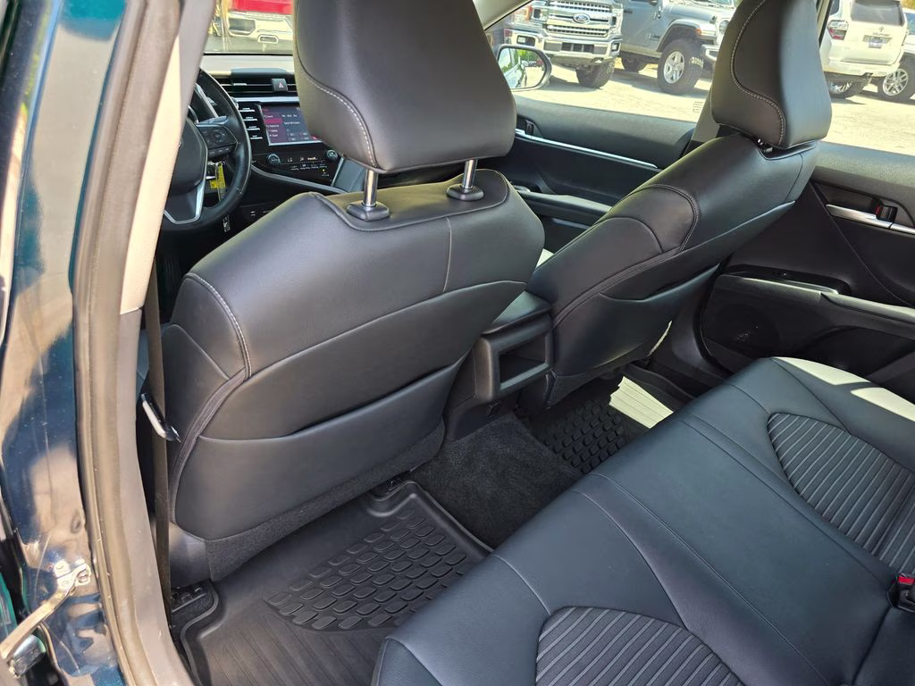 2019 Galactic Aqua Mica Toyota Camry SE FWD Sedan
