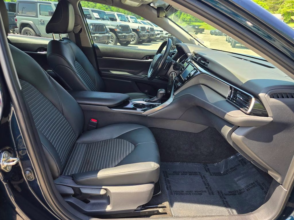 2019 Galactic Aqua Mica Toyota Camry SE FWD Sedan