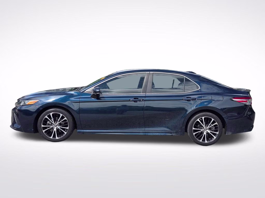 2019 Galactic Aqua Mica Toyota Camry SE FWD Sedan