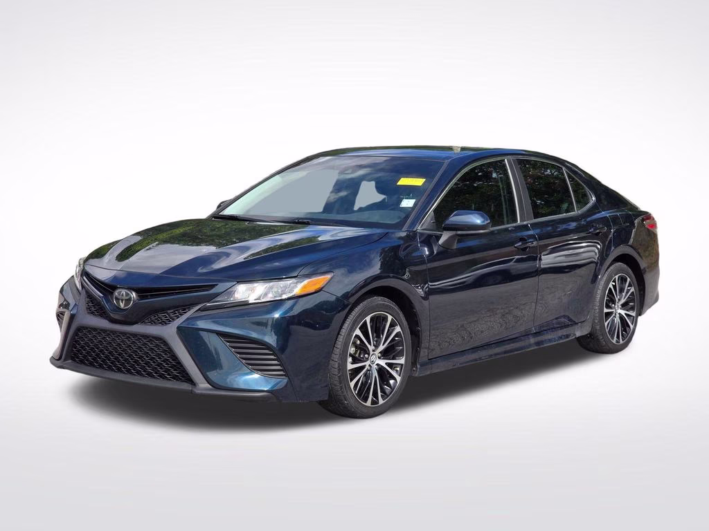 2019 Galactic Aqua Mica Toyota Camry SE FWD Sedan
