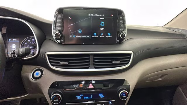 2021 White Cream Hyundai Tucson Ultimate AWD SUV