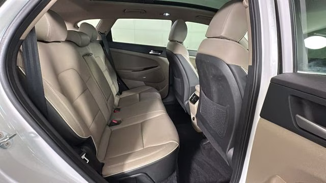 2021 White Cream Hyundai Tucson Ultimate AWD SUV
