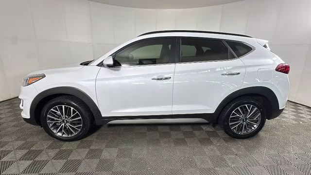 2021 White Cream Hyundai Tucson Ultimate AWD SUV