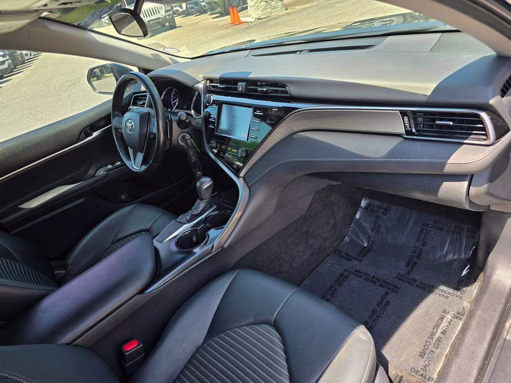 2019 Galactic Aqua Mica Toyota Camry SE FWD Sedan