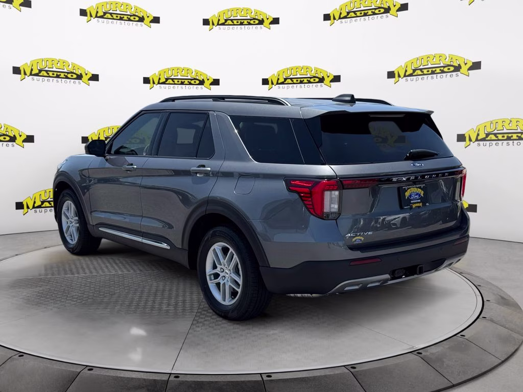 2025 Gray Metallic Ford Explorer Active RWD SUV