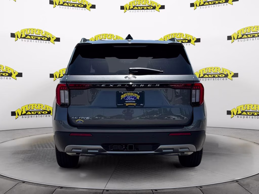 2025 Gray Metallic Ford Explorer Active RWD SUV