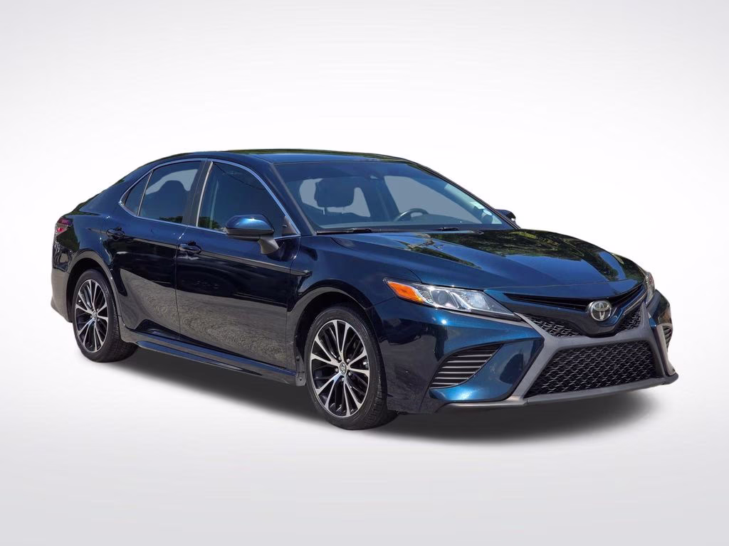 2019 Galactic Aqua Mica Toyota Camry SE FWD Sedan