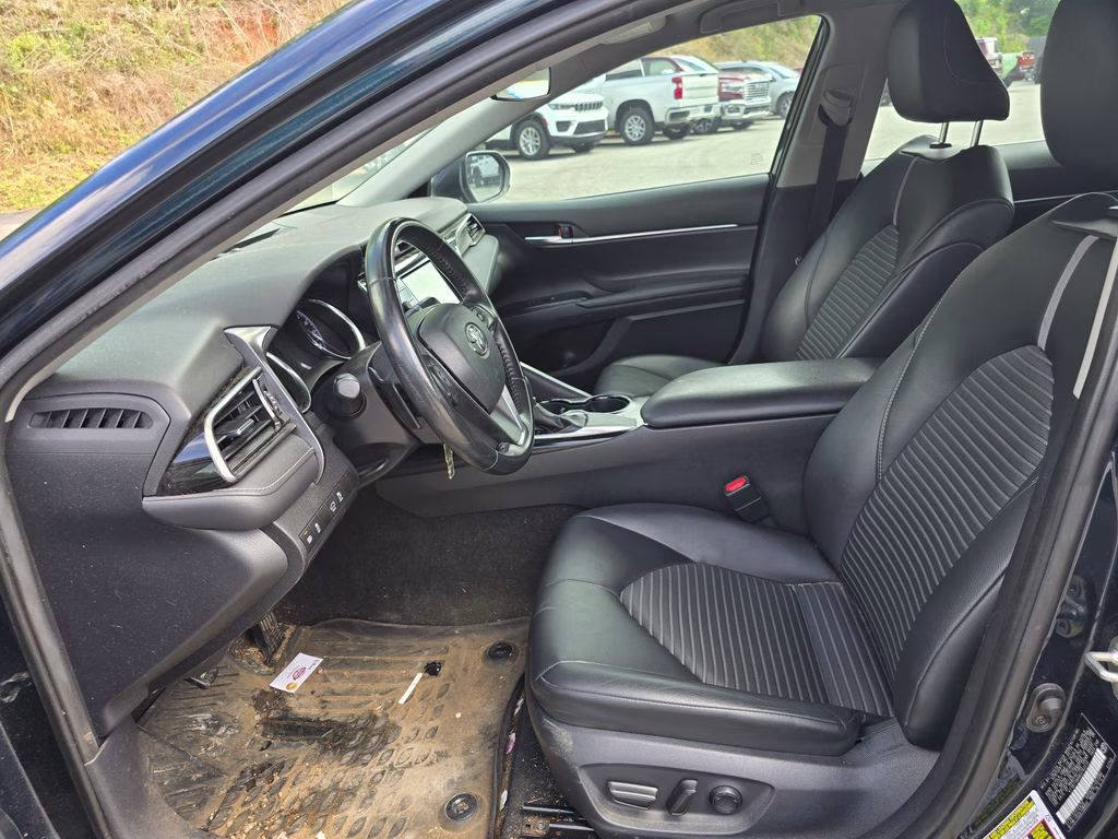 2019 Galactic Aqua Mica Toyota Camry SE FWD Sedan