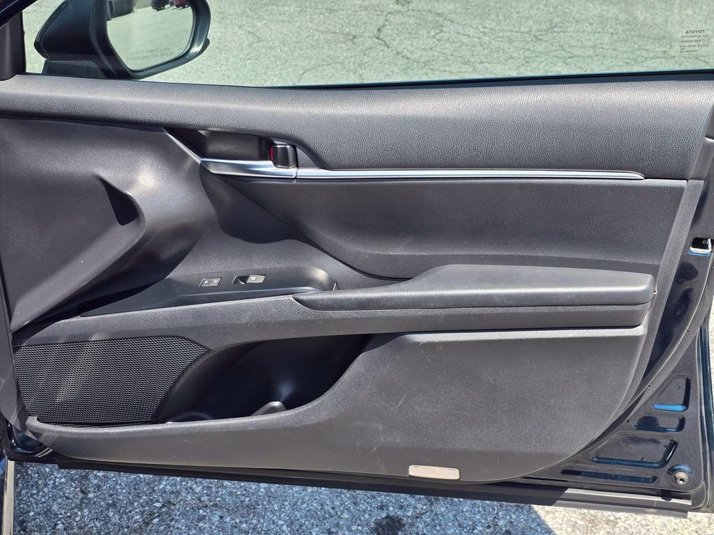 2019 Galactic Aqua Mica Toyota Camry SE FWD Sedan