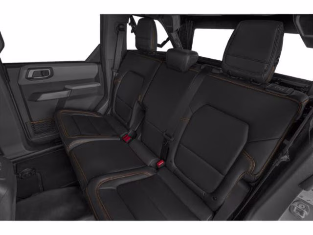 2023 Oxford White Ford Bronco Badlands 4X4 Convertible