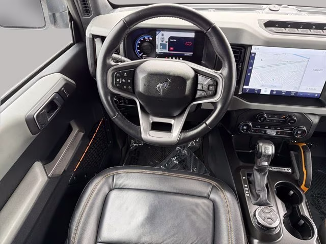 2023 Oxford White Ford Bronco Badlands 4X4 Convertible