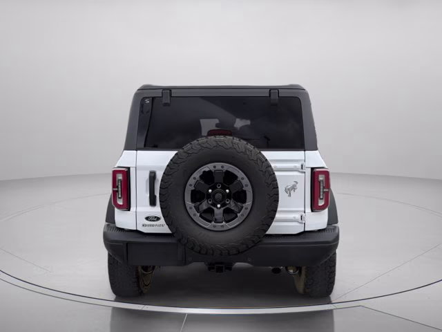 2023 Oxford White Ford Bronco Badlands 4X4 Convertible