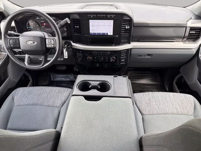2023 Oxford White Ford Super Duty F-250 SRW XLT 4X4 Truck