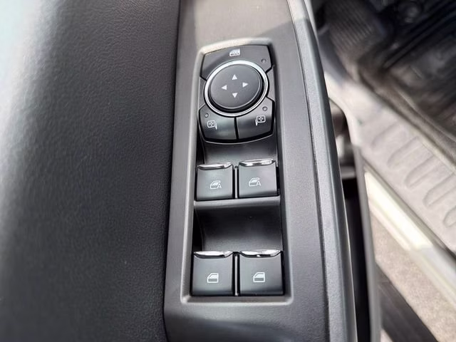 2023 Oxford White Ford Super Duty F-250 SRW XLT 4X4 Truck