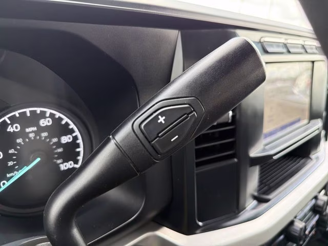 2023 Oxford White Ford Super Duty F-250 SRW XLT 4X4 Truck