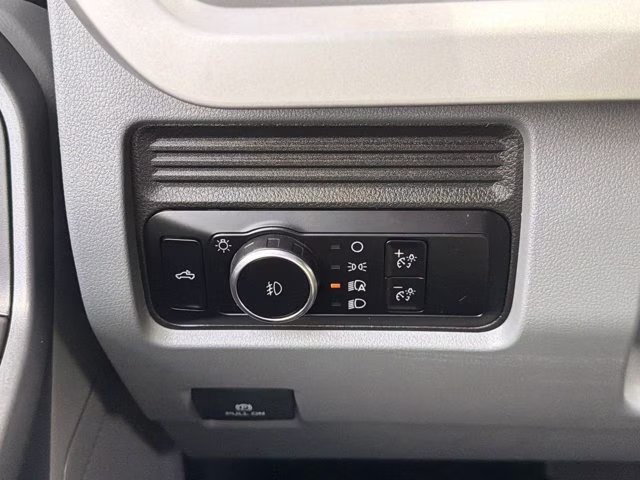 2023 Oxford White Ford Super Duty F-250 SRW XLT 4X4 Truck