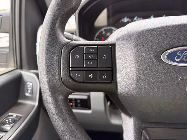 2023 Oxford White Ford Super Duty F-250 SRW XLT 4X4 Truck