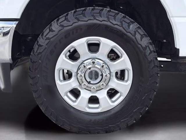 2023 Oxford White Ford Super Duty F-250 SRW XLT 4X4 Truck