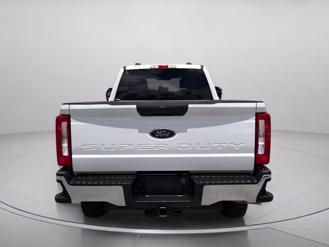2023 Oxford White Ford Super Duty F-250 SRW XLT 4X4 Truck