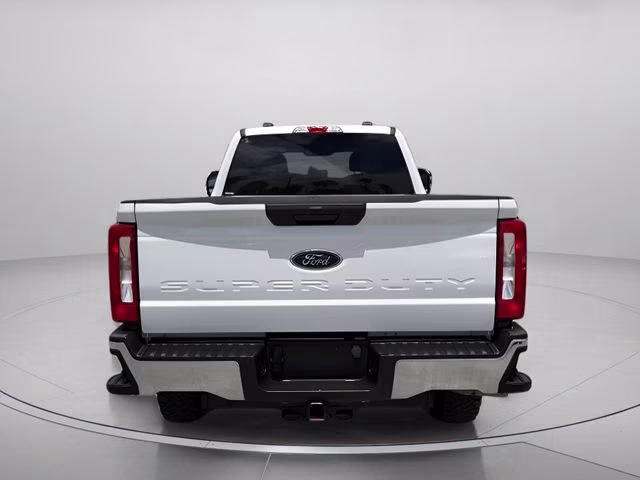 2023 Oxford White Ford Super Duty F-250 SRW XLT 4X4 Truck