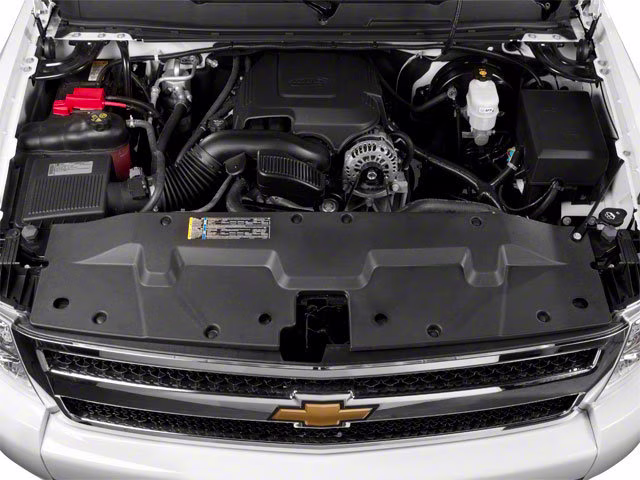 2013 Silver Ice Metallic Chevrolet Silverado 1500 LT RWD Truck
