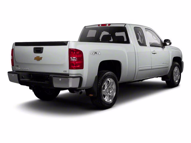 2013 Silver Ice Metallic Chevrolet Silverado 1500 LT RWD Truck