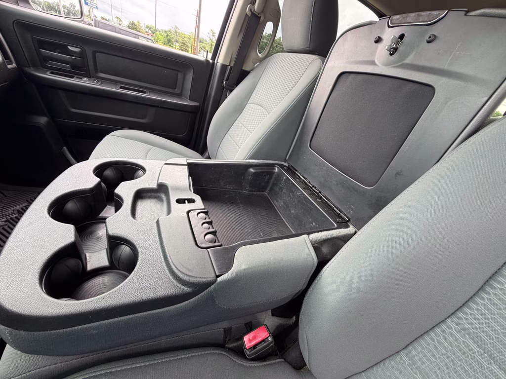 2019 Bright White Clearcoat Ram 1500 Classic Tradesman 4X4 Truck