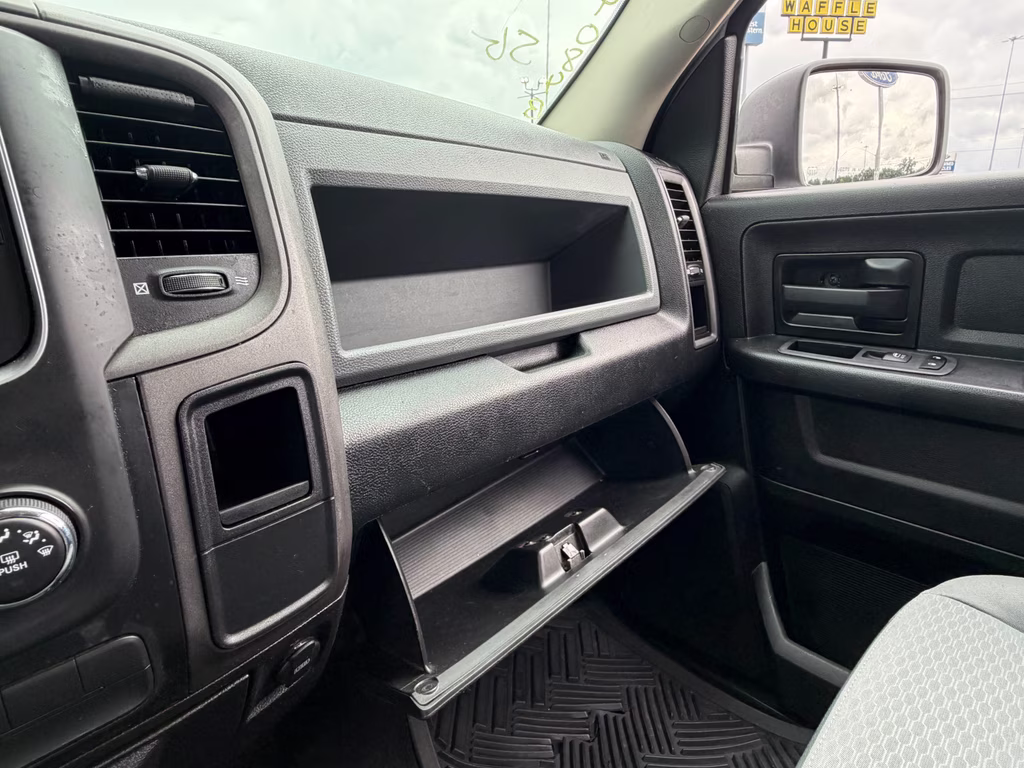 2019 Bright White Clearcoat Ram 1500 Classic Tradesman 4X4 Truck