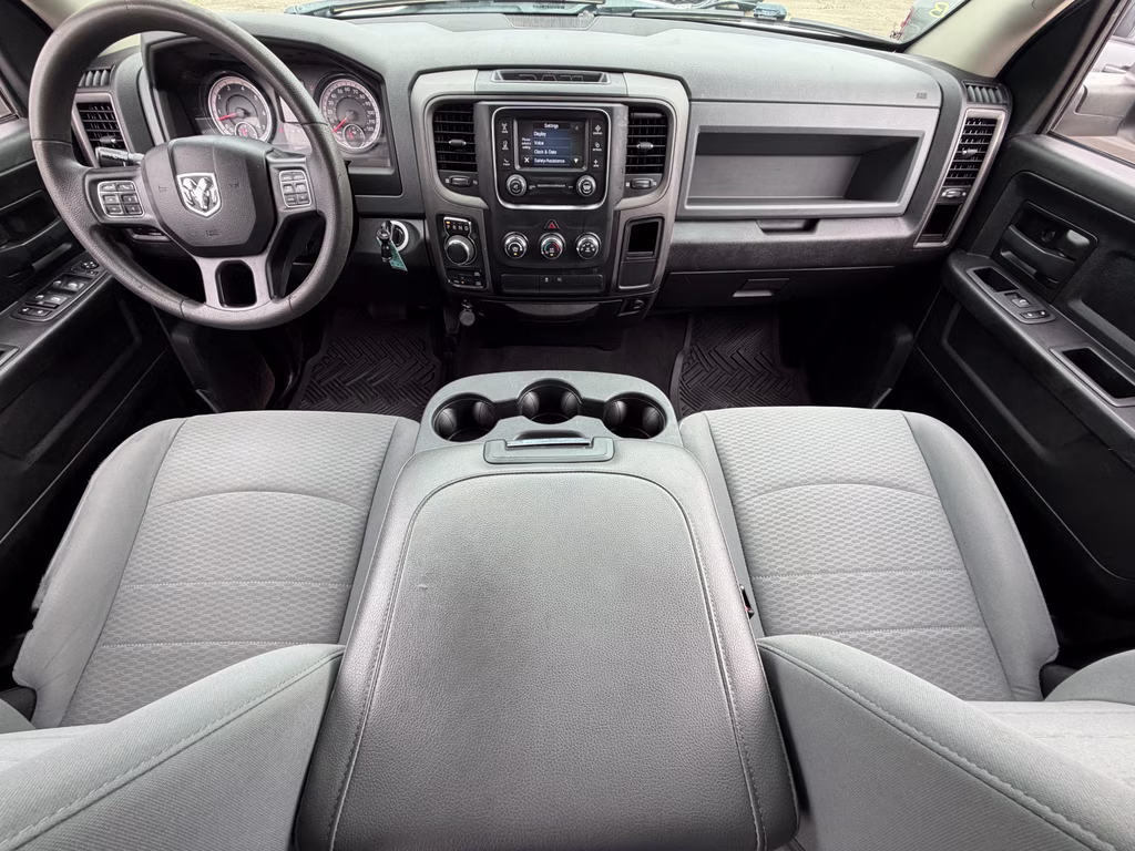 2019 Bright White Clearcoat Ram 1500 Classic Tradesman 4X4 Truck