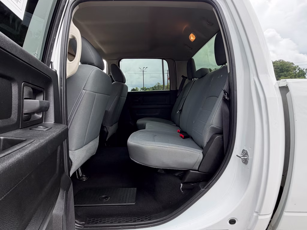2019 Bright White Clearcoat Ram 1500 Classic Tradesman 4X4 Truck