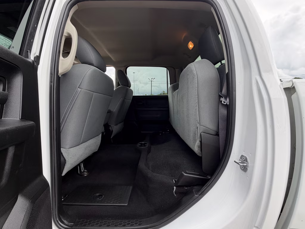 2019 Bright White Clearcoat Ram 1500 Classic Tradesman 4X4 Truck