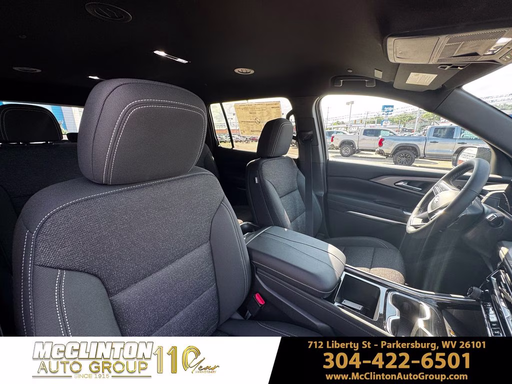 2026 Mosaic Black Metallic Chevrolet Traverse LT AWD SUV