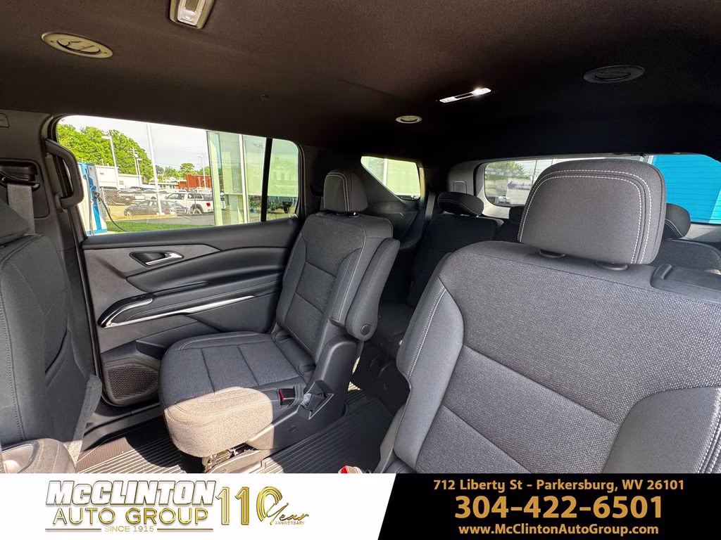 2026 Mosaic Black Metallic Chevrolet Traverse LT AWD SUV