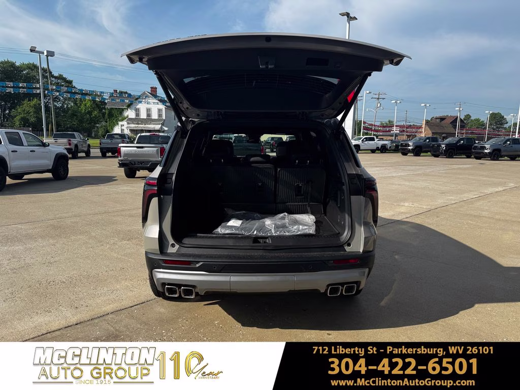 2026 Sandstone Gray Chevrolet Traverse Z71 AWD SUV