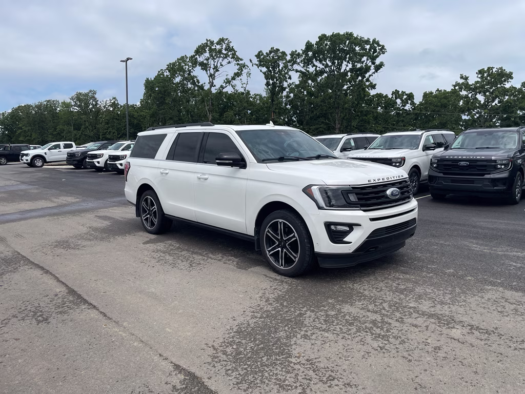 2021 Star White Metallic Tri-Coat Ford Expedition Max Limited 4X4 SUV