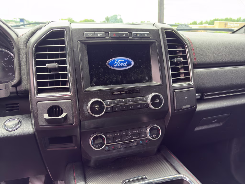 2021 Star White Metallic Tri-Coat Ford Expedition Max Limited 4X4 SUV