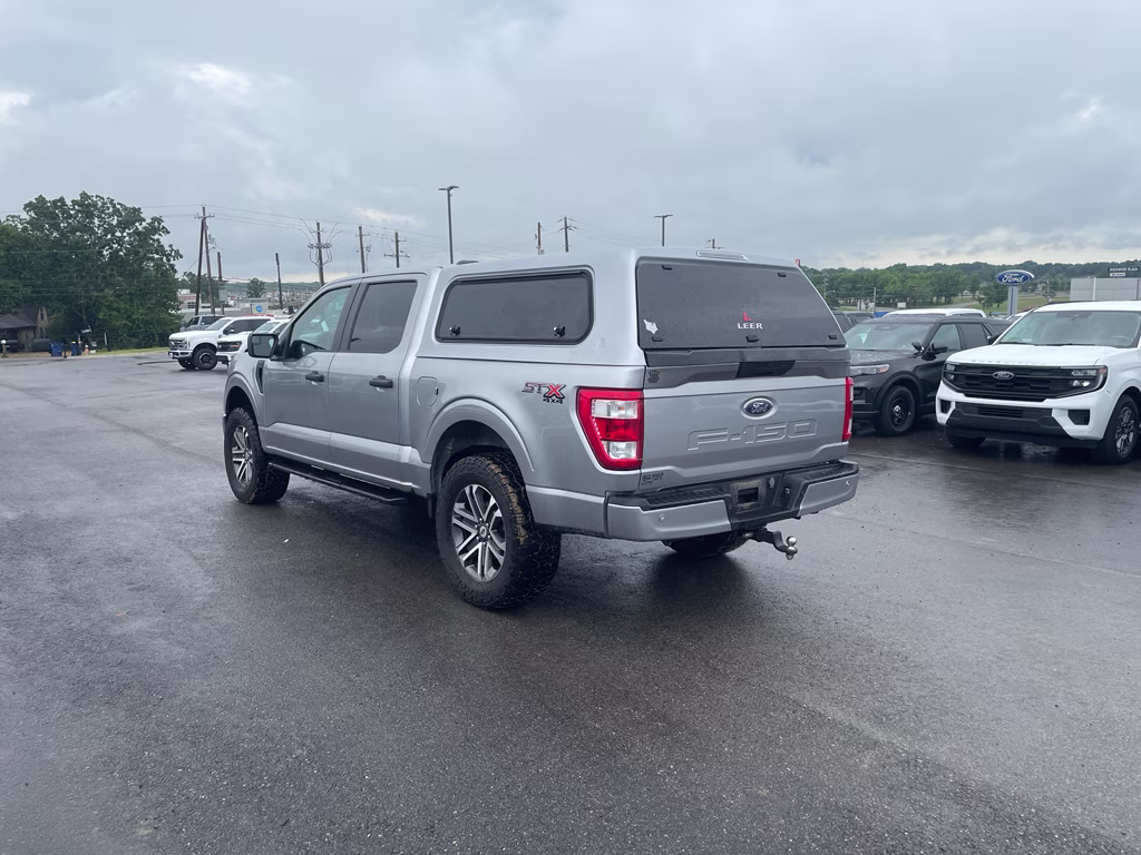 2023 ICONIC SILVER METALLIC Ford F-150 XL 4X4 Truck