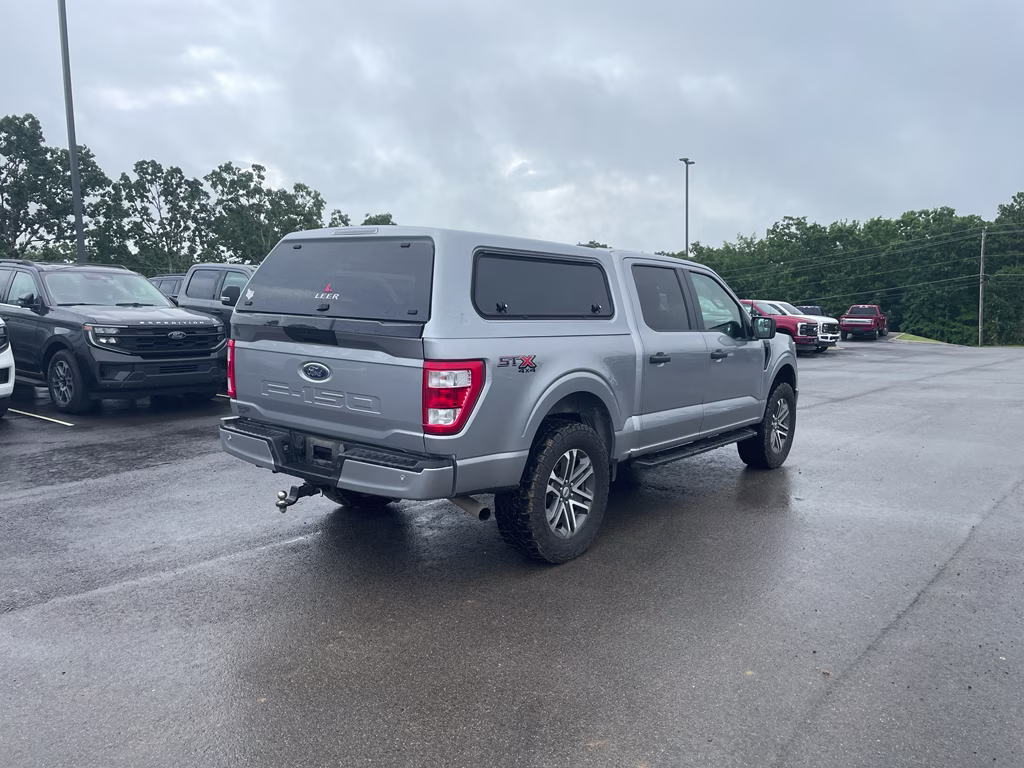 2023 ICONIC SILVER METALLIC Ford F-150 XL 4X4 Truck