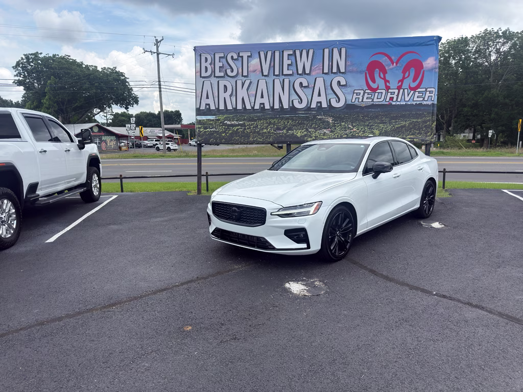 2024 Crystal White Metallic Volvo S60 Plus Black Edition AWD Sedan