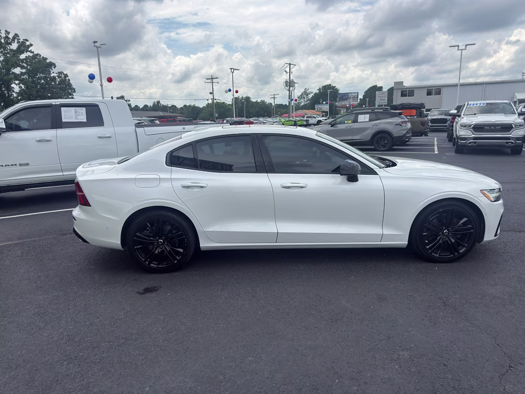 2024 Crystal White Metallic Volvo S60 Plus Black Edition AWD Sedan